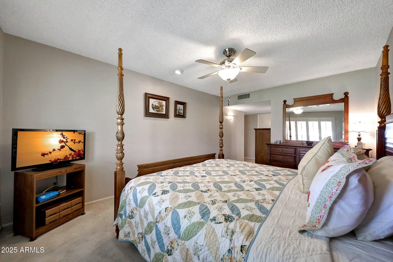 10112 Forrester Dr, Sun City, AZ 85351