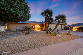 10113 Willowcreek Cir, Sun City, AZ 85373