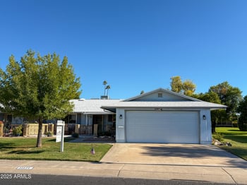 10114 Candlewood Dr, Sun City, AZ 85351