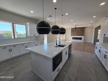 10114 43rd Ave, Laveen, AZ 85339