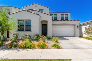 10115 Thunderbolt Ave, Mesa, AZ 85212