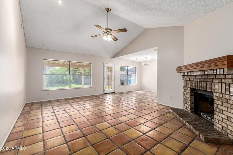 10115 W Medlock Dr, Glendale, AZ 85307
