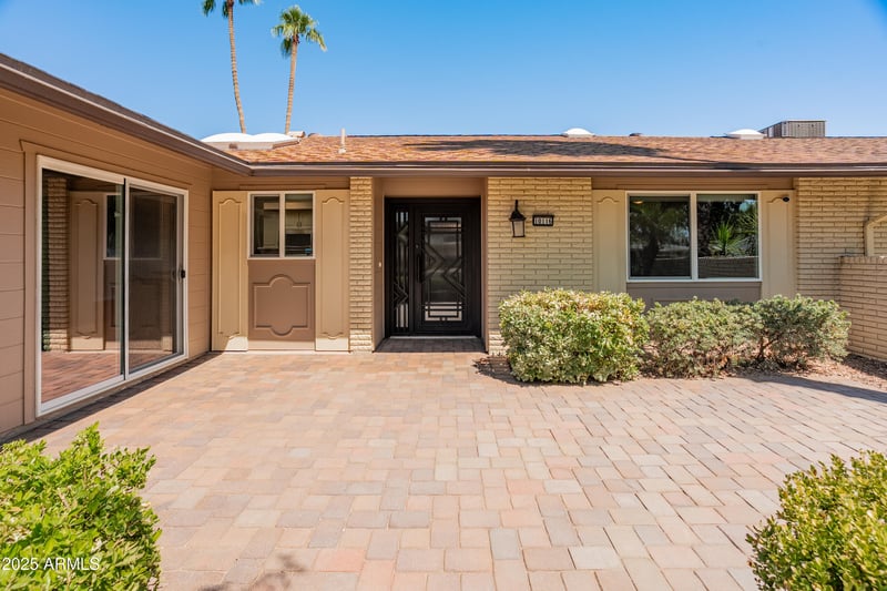 10116 Bolivar Dr, Sun City, AZ 85351