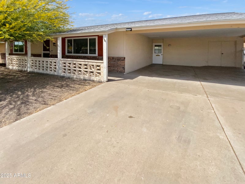 10116 Clair Dr, Sun City, AZ 85351