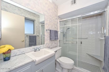 10116 W Peoria Ave, Sun City, AZ 85351