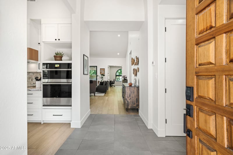 10118 Cinnabar Ave, Scottsdale, AZ 85258