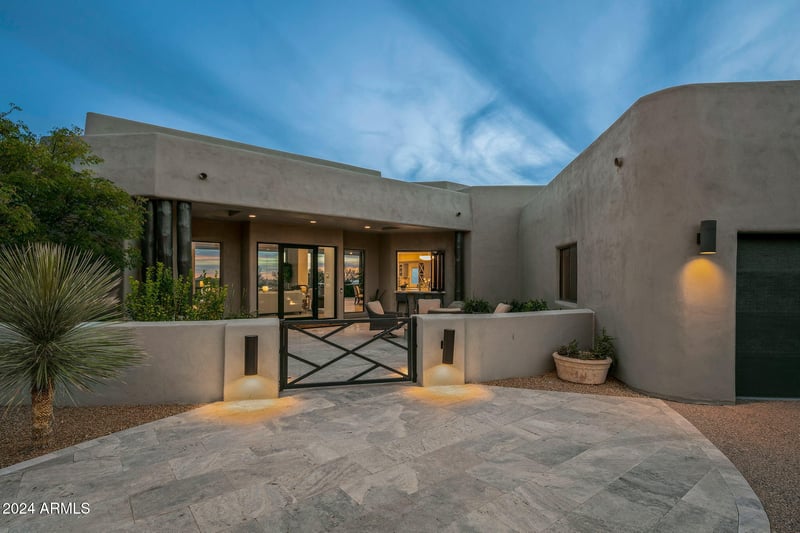 10119 Horizon Dr, Scottsdale, AZ 85262