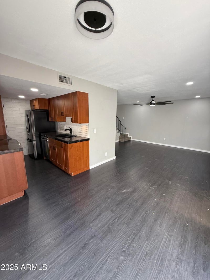 1012 85th Pl, Scottsdale, AZ 85257