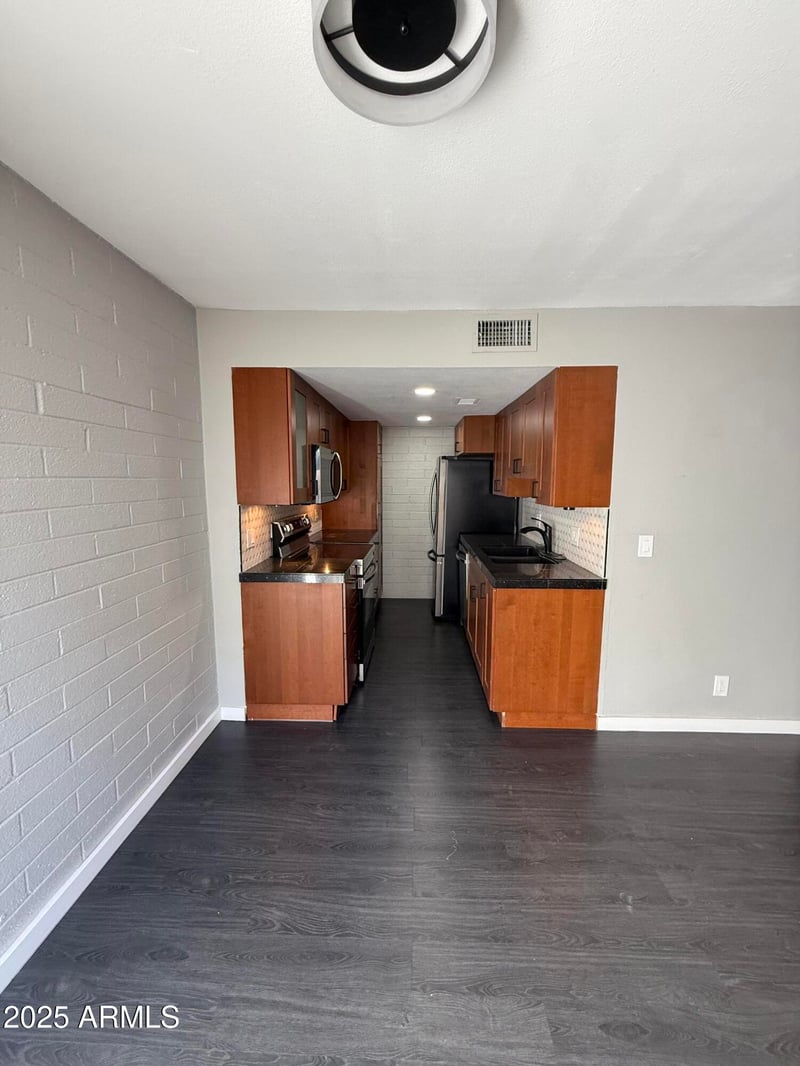 1012 85th Pl, Scottsdale, AZ 85257