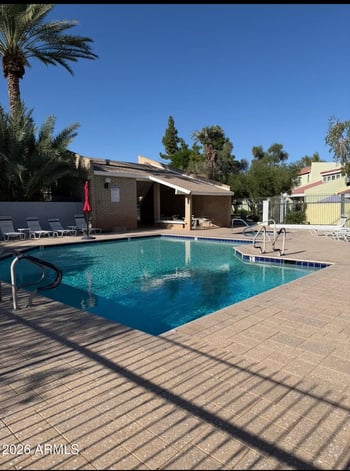 1012 E Highland Ave, Phoenix, AZ 85014