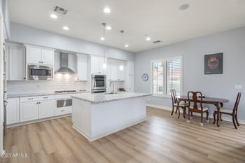 1012 W Calypso Ct, Gilbert, AZ 85233