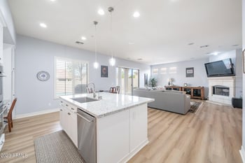 1012 W Calypso Ct, Gilbert, AZ 85233