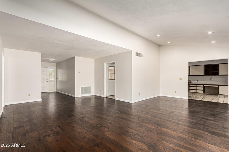 1012 Wagon Wheel Dr, Phoenix, AZ 85020