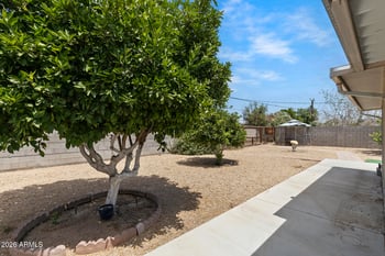 10120 Riviera Dr, Sun City, AZ 85351