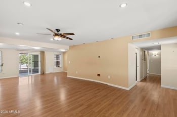 10120 W Riviera Dr, Sun City, AZ 85351