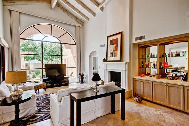 10121 E Topaz Dr, Scottsdale, AZ 85258