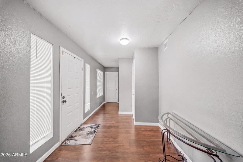 10122 W Turney Ave, Phoenix, AZ 85037