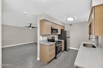 10123 96th Ave, Peoria, AZ 85345