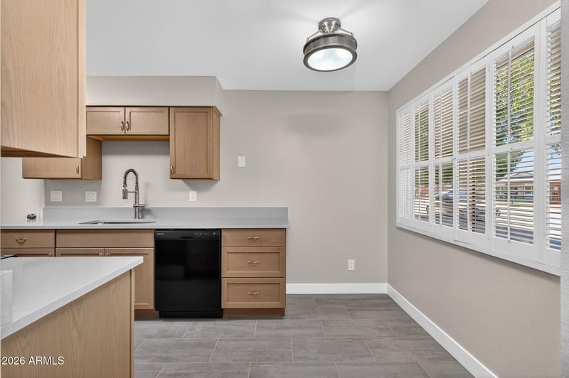 10123 96th Ave, Peoria, AZ 85345