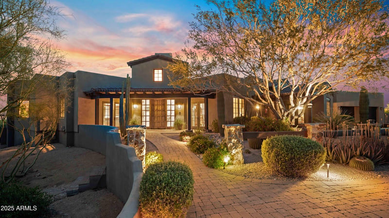 10124 E Whispering Wind Dr, Scottsdale, AZ 85255