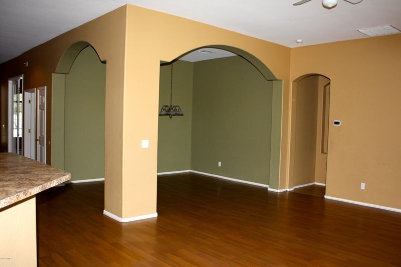 10126 W Superior Ave, Tolleson, AZ 85353
