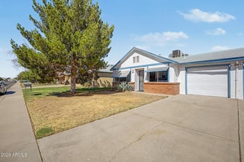 10127 95th Dr #B, Peoria, AZ 85345