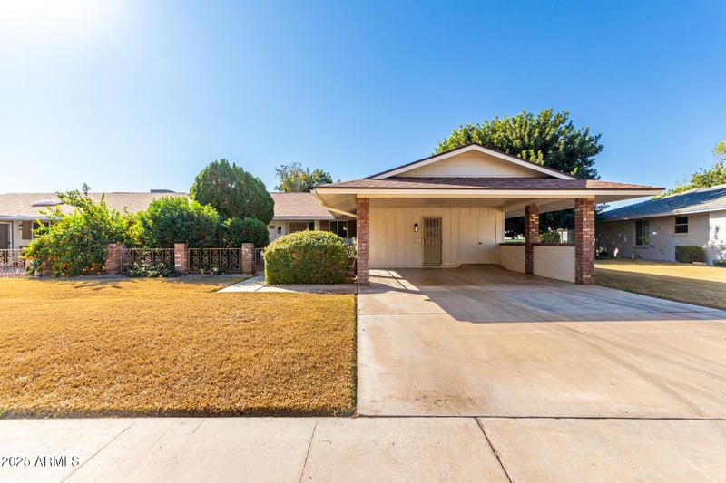 10127 Forrester Dr, Sun City, AZ 85351