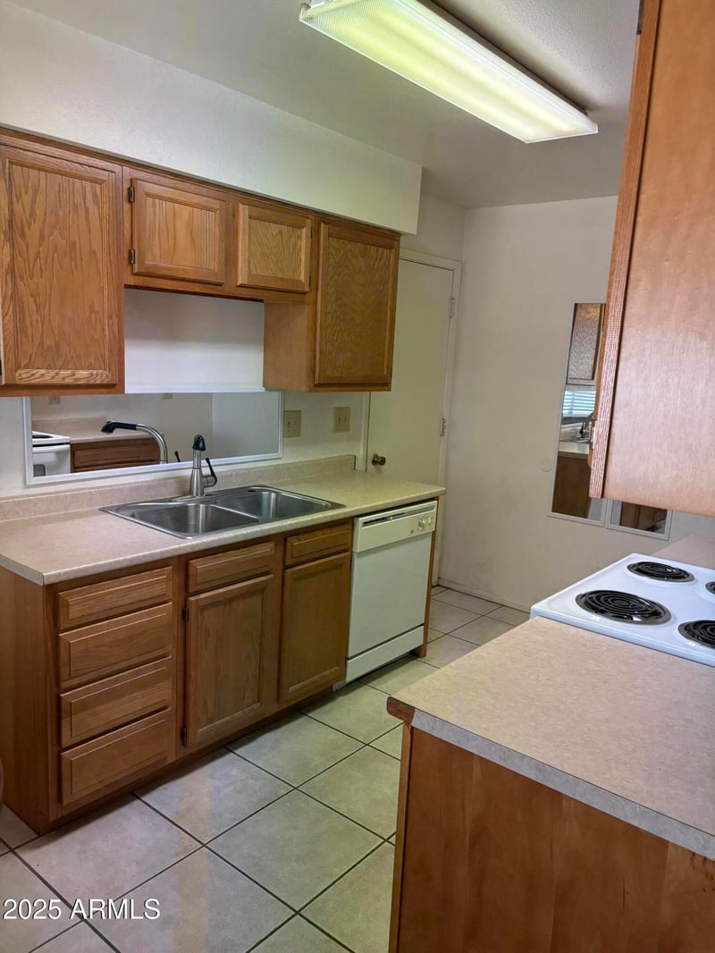 10127 N 95th Dr #A, Peoria, AZ 85345