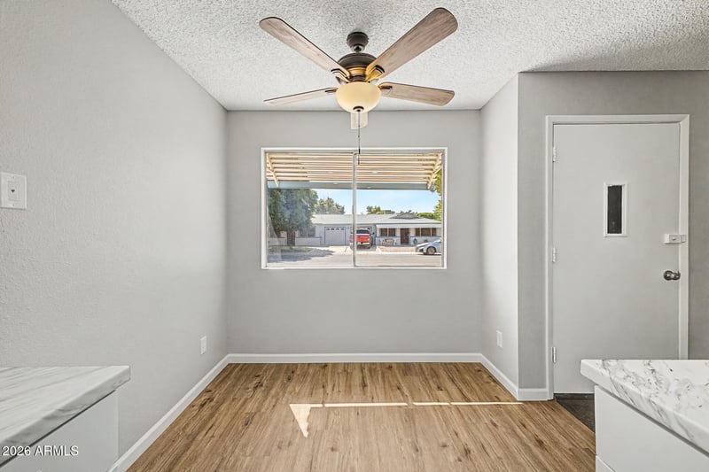 10127 95th Dr #B, Peoria, AZ 85345