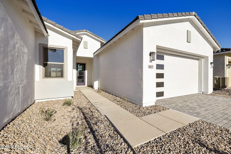10127 S 51st Ln, Laveen, AZ 85339