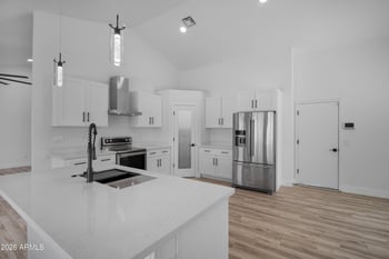 10129 Mariposa St, Phoenix, AZ 85037