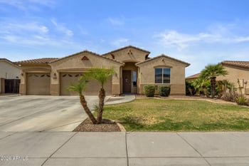 1013 Brangus Way, San Tan Valley, AZ 85143