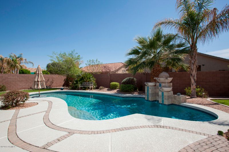 1013 E Coconino Dr, Chandler, AZ 85249