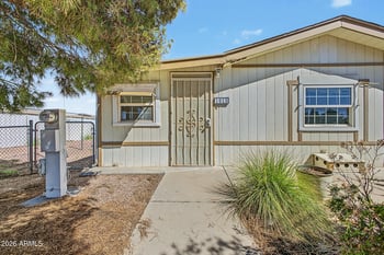 1013 S 97th St, Mesa, AZ 85208