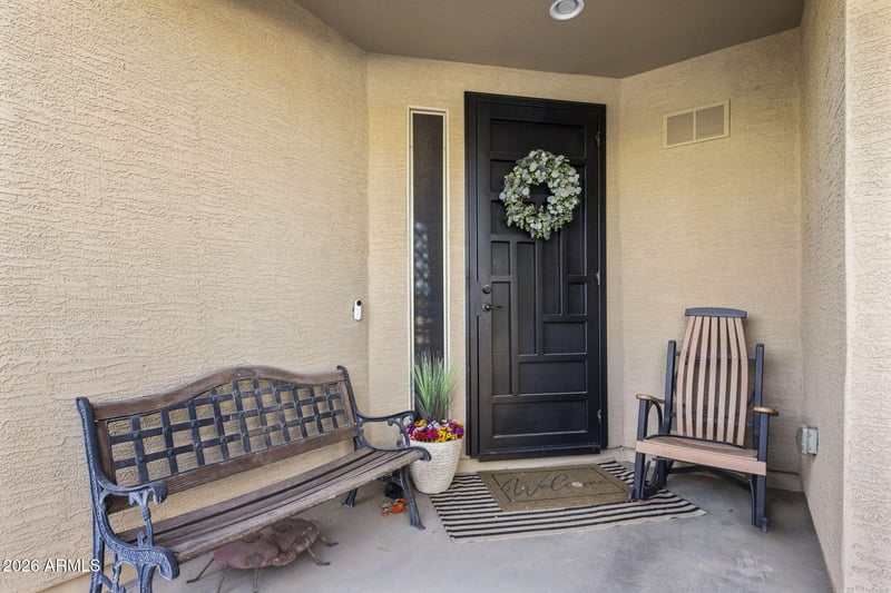 1013 Blue Ridge Dr, San Tan Valley, AZ 85140