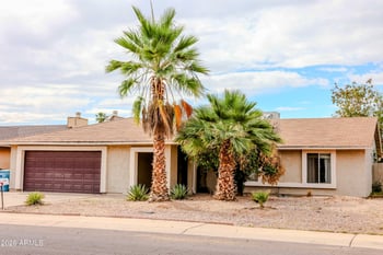 10130 Meadowbrook Ave, Phoenix, AZ 85037