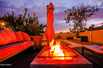 10130 Meadowbrook Ave, Phoenix, AZ 85037