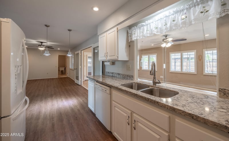 10134 Desert Rock Dr, Sun City, AZ 85351