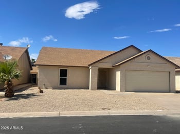 10134 Orange Dr, Glendale, AZ 85307