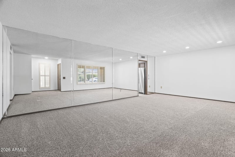 10134 Signal Butte Cir, Sun City, AZ 85373