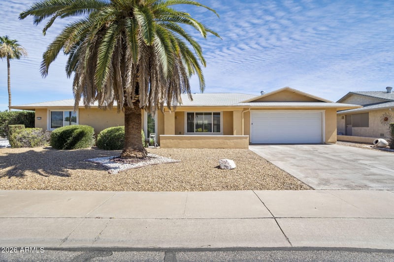 10134 Signal Butte Cir, Sun City, AZ 85373