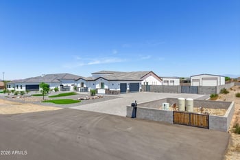 10136 Hatfield Rd, Peoria, AZ 85383