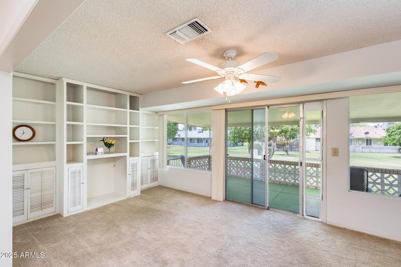 10137 Forrester Dr, Sun City, AZ 85351
