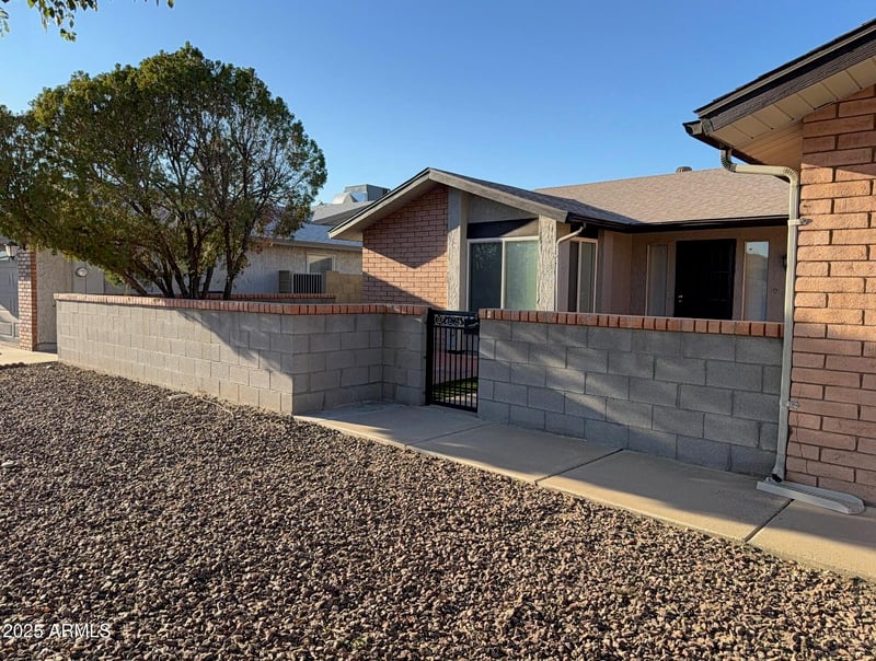 10138 Highland Ave, Phoenix, AZ 85037