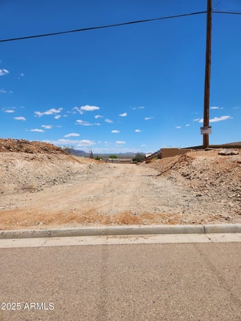 1014 Desert Sky Ct #21174116, Phoenix, AZ 85085