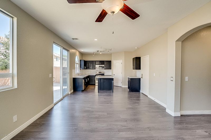 1014 E Bowker St, Phoenix, AZ 85040