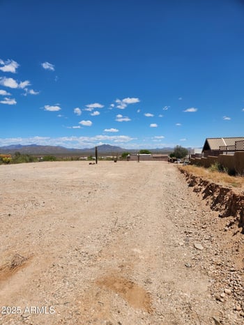 1014 Desert Sky Ct #21174116, Phoenix, AZ 85085