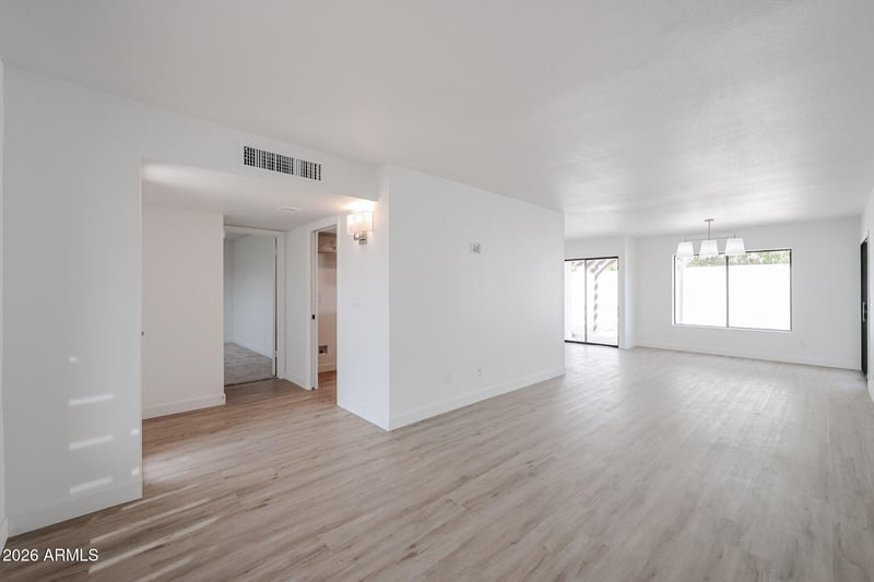 1014 E Villa Maria Dr, Phoenix, AZ 85022