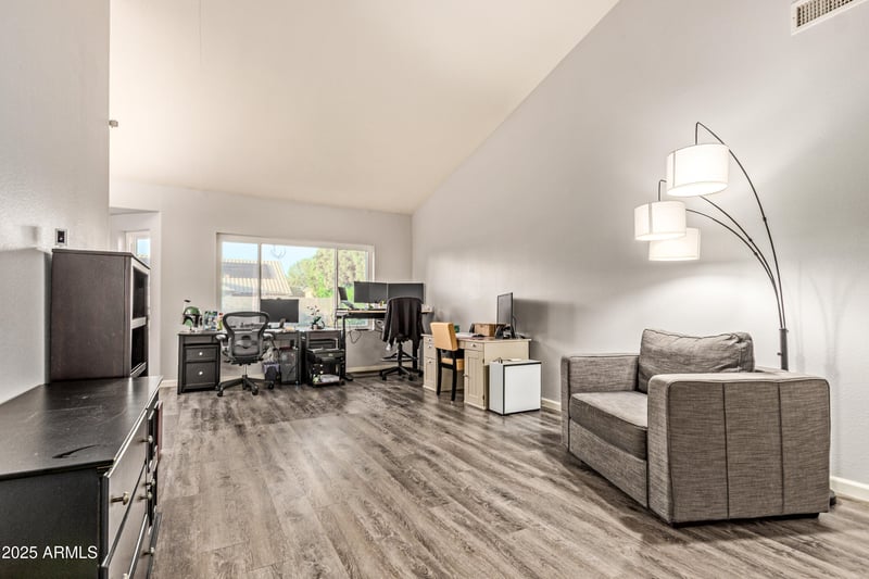 1014 Golden Ct, Chandler, AZ 85225