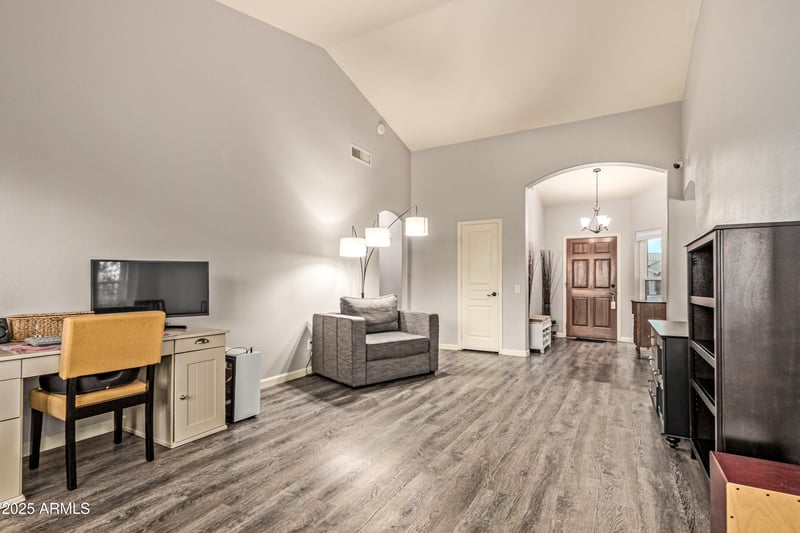 1014 Golden Ct, Chandler, AZ 85225
